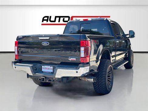 Used 2021 Ford F350 Lariat w/ Chrome Package image 7