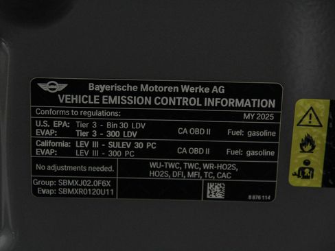 Used 2025 MINI Cooper 2-Door Hardtop image 28