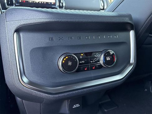 New 2026 Ford Expedition Max Platinum w/ Stealth Appearance Package image 12