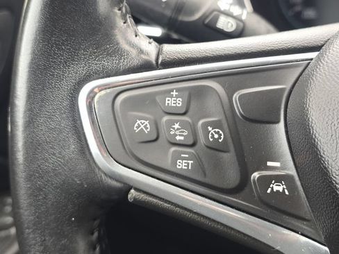 Used 2020 Chevrolet Equinox LT FWD image 35