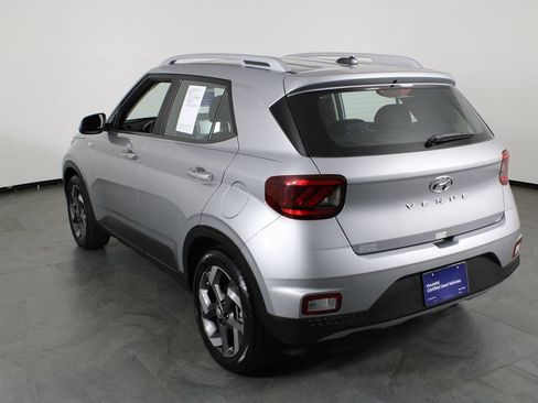 Certified 2026 Hyundai Venue SEL FWD image 16