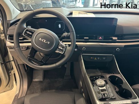 New 2026 Kia Carnival SX Prestige FWD image 16
