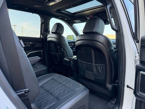 Used 2024 Kia Telluride EX X-Line AWD/4WD image 28