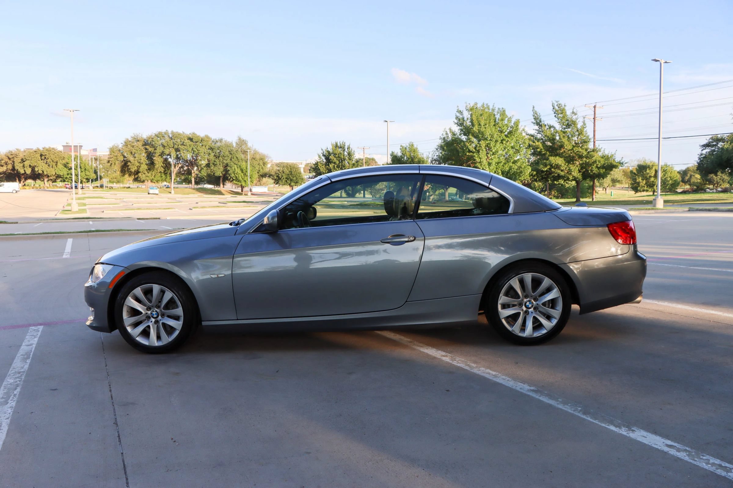 Used 2013 BMW 328i Convertible RWD image 12