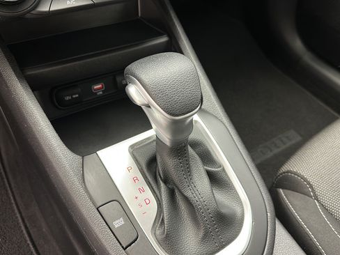 Used 2024 Kia Forte LXS w/ LXS Technology Package FWD image 19