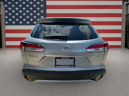 Used 2022 Toyota Corolla Cross LE image 6