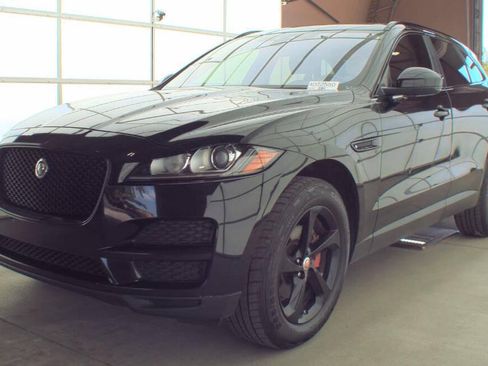 Used 2018 Jaguar F-PACE Premium AWD/4WD image 1
