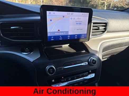 Used 2020 Ford Explorer XLT w/ Equipment Group 202A image 18