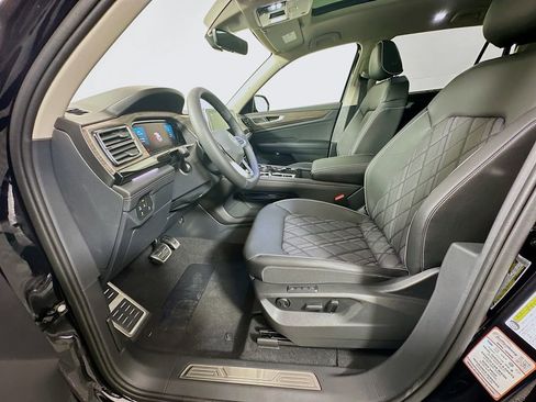 New 2026 Volkswagen Atlas SEL Premium R-Line AWD/4WD image 10