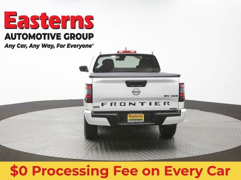 Used 2023 Nissan Frontier SV w/ Midnight Edition Package AWD/4WD image 33