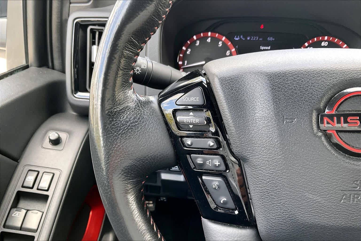 Used 2025 Nissan Frontier Pro-X w/ Pro Convenience Package RWD image 23