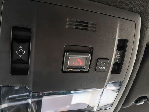 Used 2025 Lexus ES 350 w/ Premium Package FWD image 33