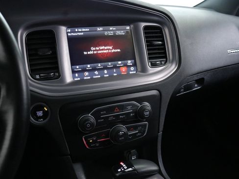 Used 2023 Dodge Charger SXT w/ Blacktop Package image 18