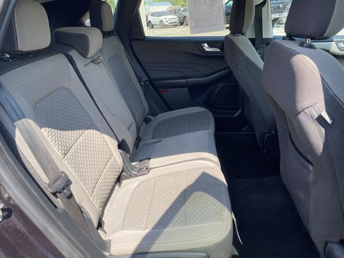 Used 2021 Ford Escape SE w/ SE Sport Appearance Package AWD/4WD image 33