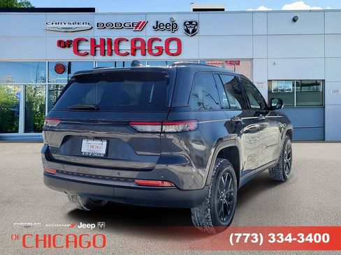 New 2026 Jeep Grand Cherokee Laredo image 4