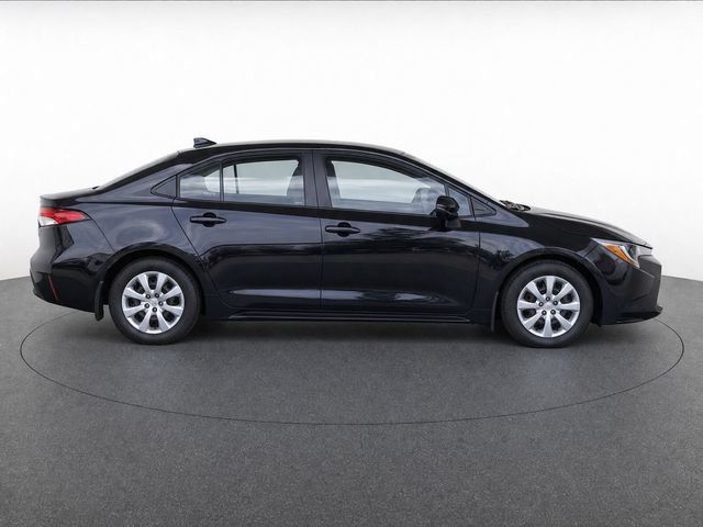 Used 2025 Toyota Corolla LE FWD image 8