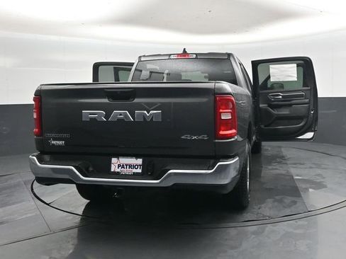 New 2026 RAM 1500 4x4 Crew Cab image 47