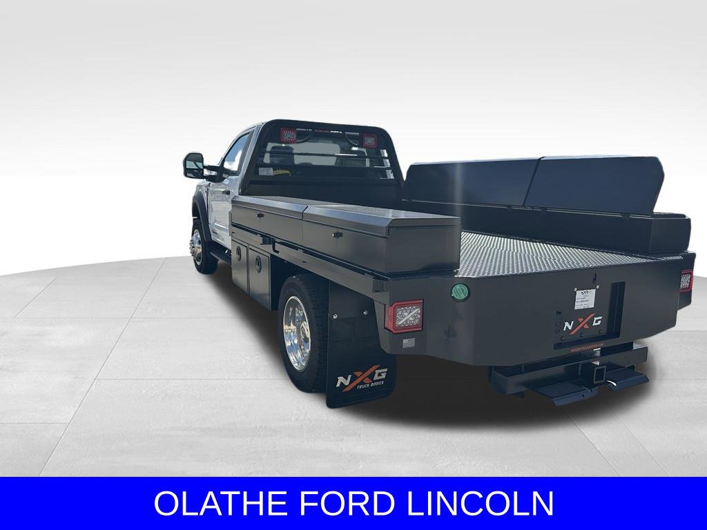 New 2025 Ford F550 4x4 Regular Cab Super Duty image 4
