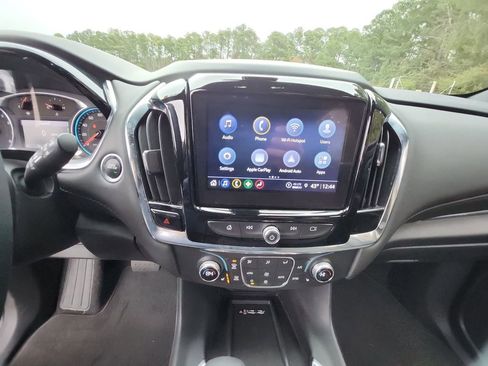 Certified 2023 Chevrolet Traverse LT image 18