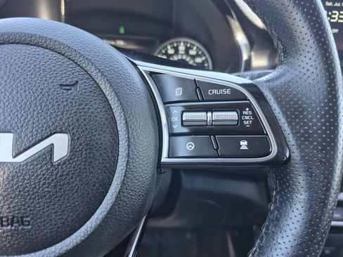 Used 2023 Kia Seltos SX AWD/4WD image 21