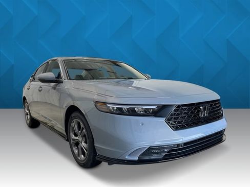 New 2026 Honda Accord EX-L image 9