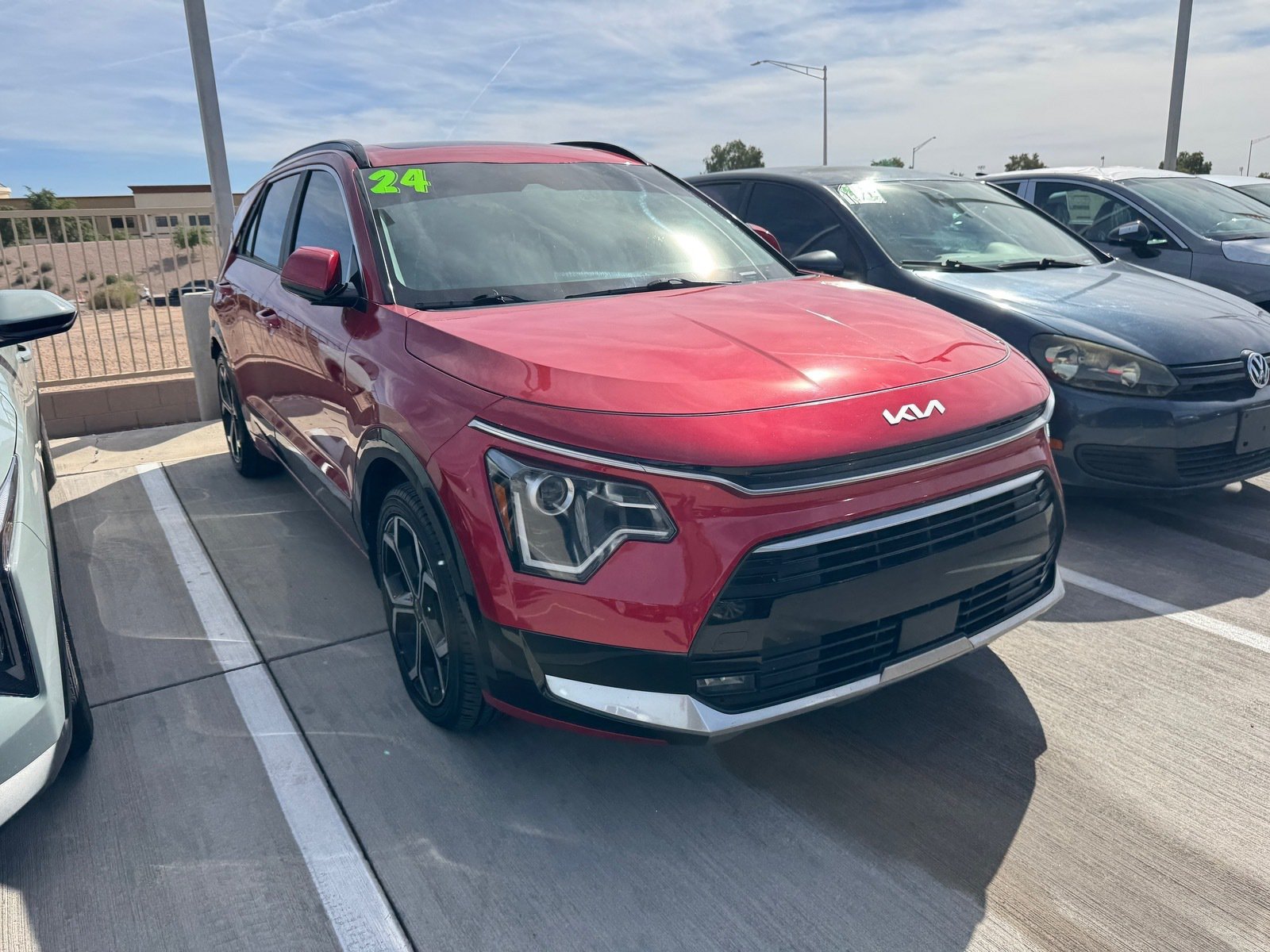 Used 2024 Kia Niro EX Touring FWD image 5