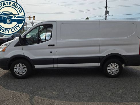 Used 2017 Ford Transit 250 130 Low Roof w/ Premium Package RWD image 10