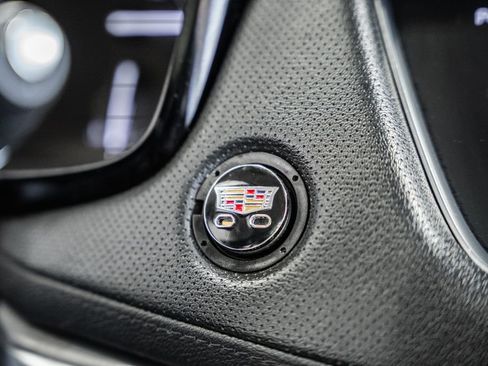 Used 2019 Cadillac XT5 Luxury image 30