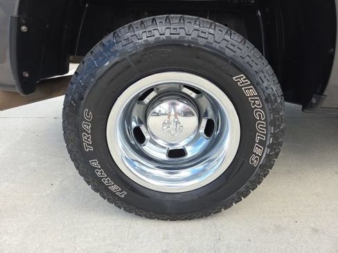 Used 2015 RAM 3500 Tradesman w/ Chrome Appearance Group RWD image 12