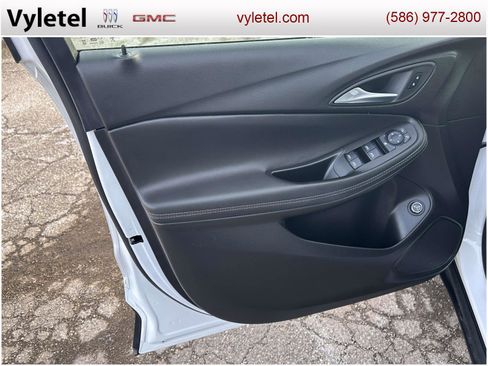 Used 2024 Buick Encore GX Preferred w/ Comfort Package image 15
