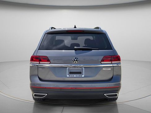Used 2023 Volkswagen Atlas SE w/ Panoramic Sunroof Package FWD image 6