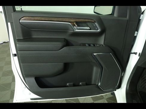 Used 2023 GMC Sierra 1500 SLE AWD/4WD image 25