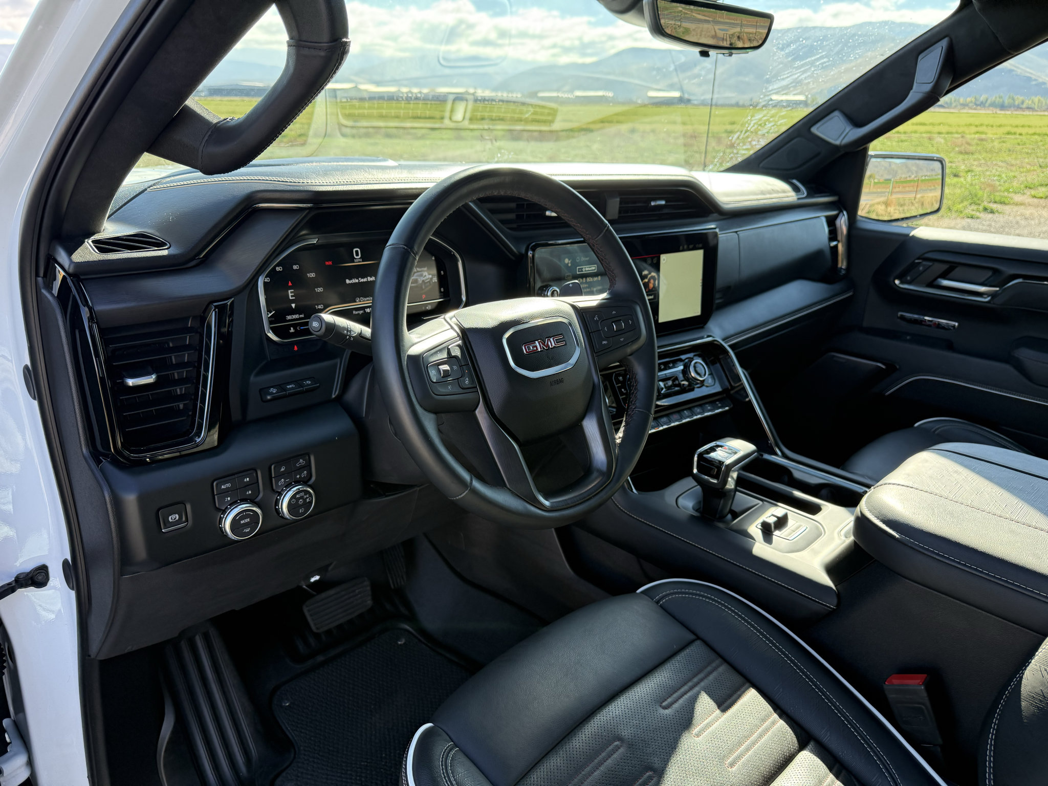 Used 2024 GMC Sierra 1500 AT4X AWD/4WD image 18