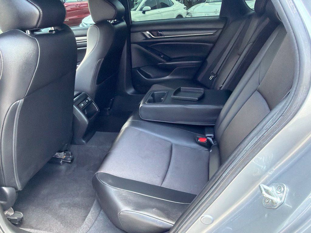 Used 2022 Honda Accord Sport image 12