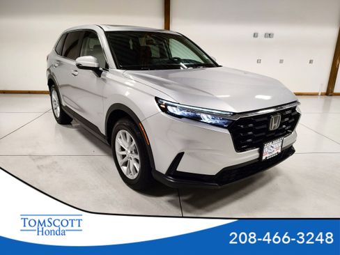 Used 2025 Honda CR-V EX image 1