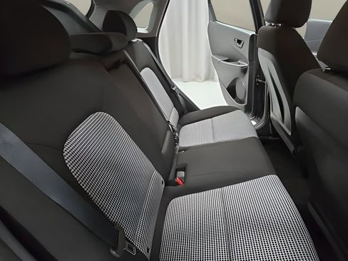 Certified 2022 Hyundai Kona SE w/ Cargo Package image 18