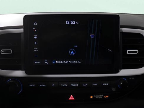New 2025 Hyundai Venue Limited FWD image 31