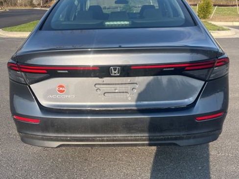 Used 2025 Honda Accord SE image 2