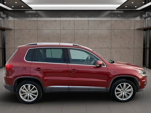 Used 2012 Volkswagen Tiguan S image 15