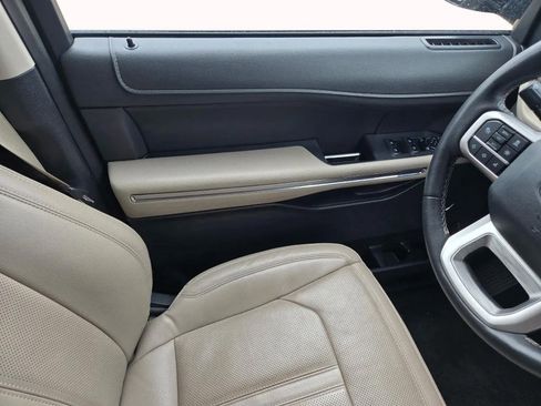 Used 2024 Ford Expedition Max Limited image 11