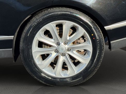 Used 2016 Land Rover Range Rover HSE image 23