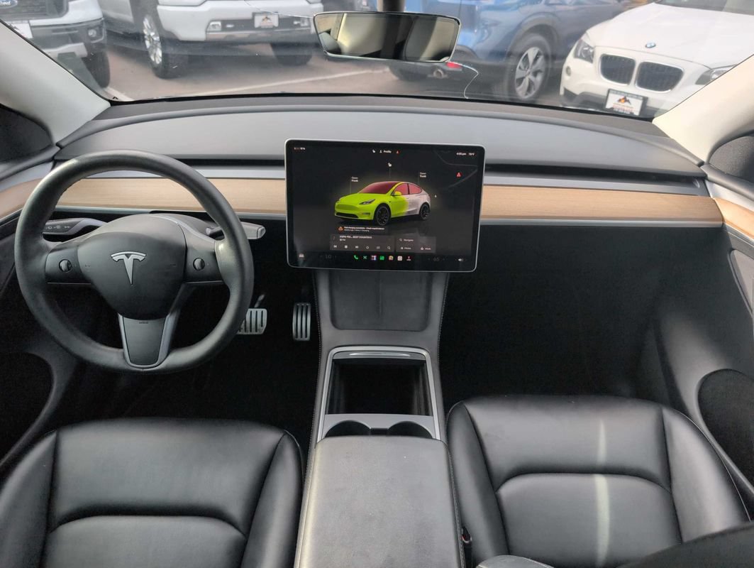 Used 2023 Tesla Model Y Performance AWD/4WD image 14