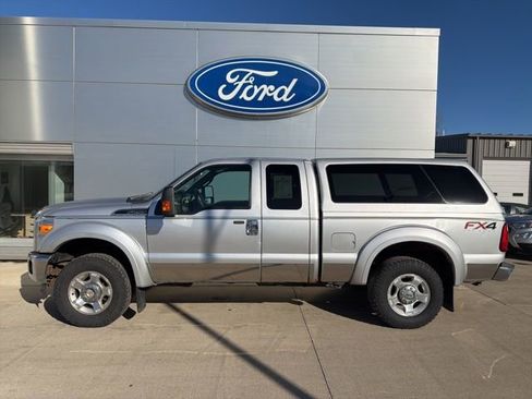 Used 2012 Ford F250 XLT w/ XLT Value Pkg image 2