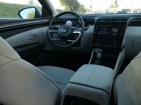 Certified 2023 Hyundai Tucson SEL w/ Convenience Package image 24