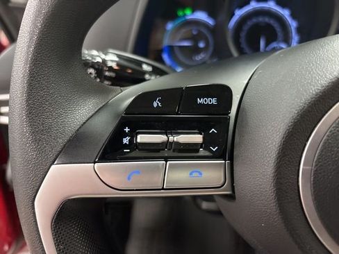 Used 2023 Hyundai Elantra Blue FWD image 17