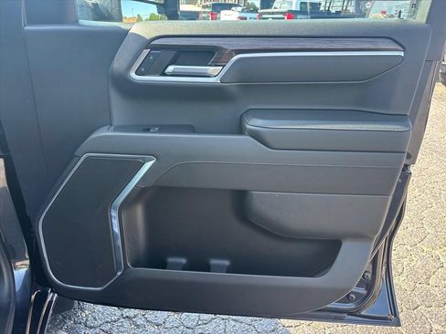 Used 2022 Chevrolet Silverado 1500 RST AWD/4WD image 14