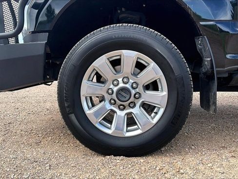Used 2018 Ford F250 Platinum w/ Platinum Ultimate Package AWD/4WD image 32