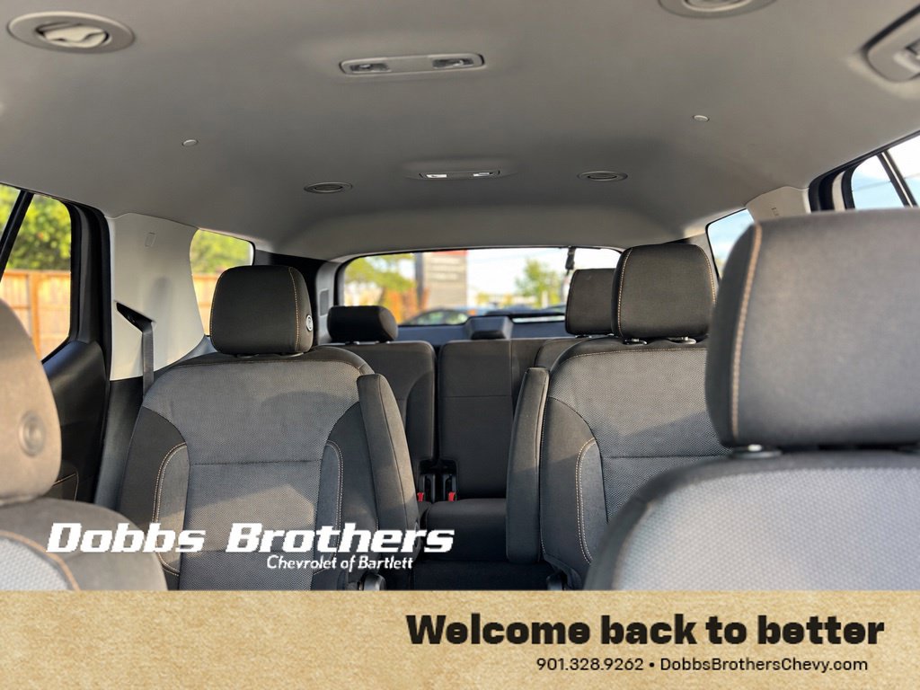 Used 2018 Chevrolet Traverse LT FWD image 23