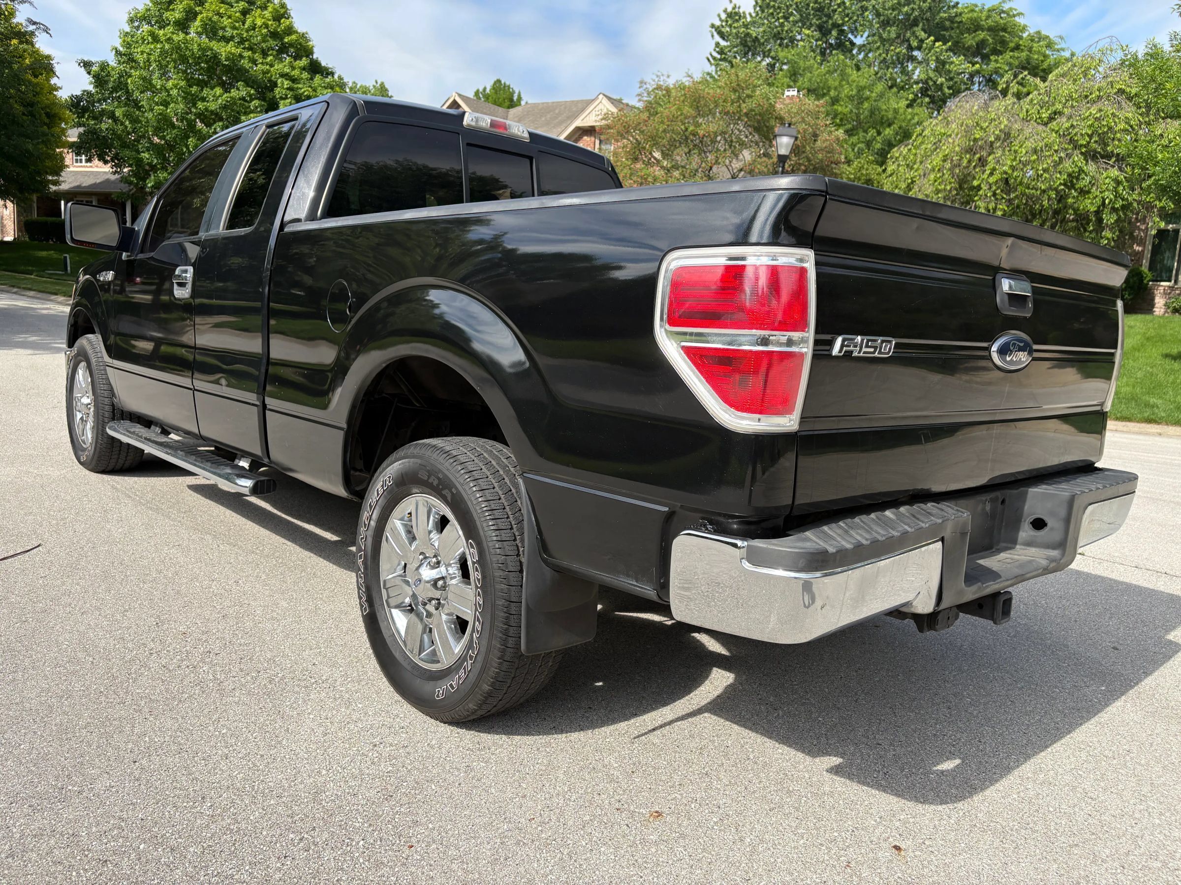Used 2010 Ford F150 XLT AWD/4WD image 7
