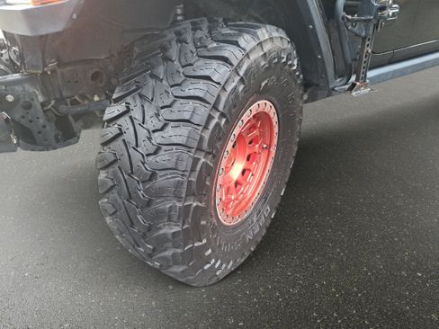 Used 2022 Jeep Gladiator Rubicon w/ LED Lighting Group AWD/4WD image 30